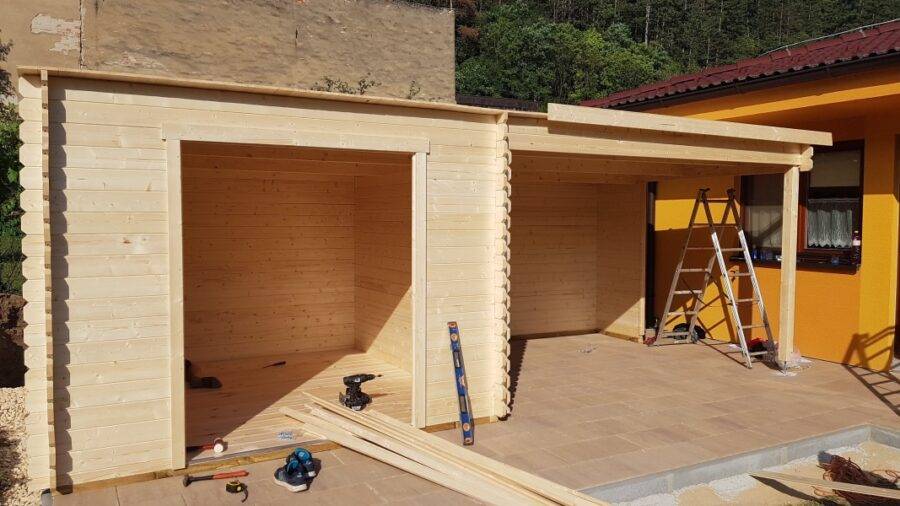 Gartenhaus auf Pflastersteinen