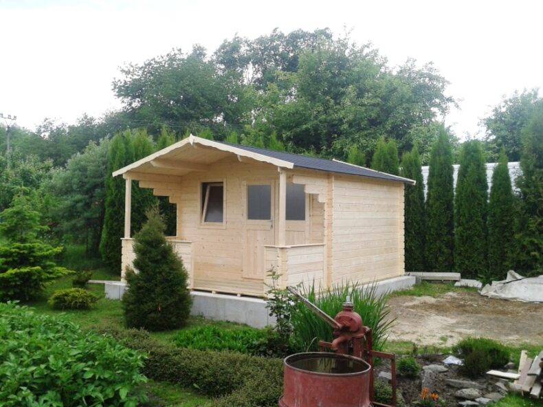 Gartenhäuser ohne Anstrich