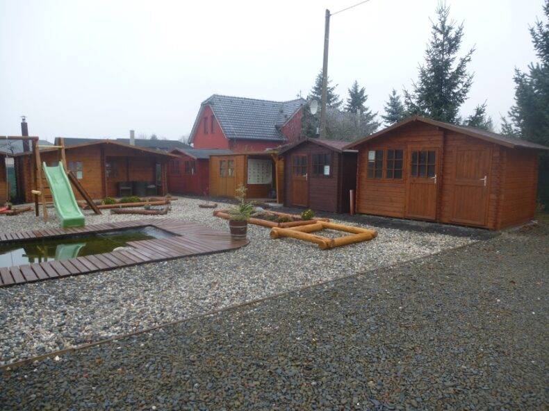 Firmensitz in Prostějov – Gartenhäuser