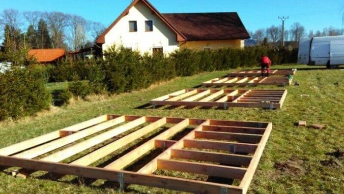 Holzrost Gartenhaus
