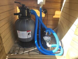 Filtration of garden pool
